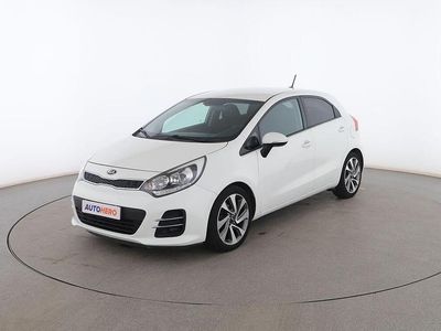 Blanco Usado 2016 Kia Rio Utilitario | 8799 € (Precio justo)