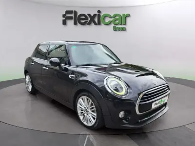 Usado Mini Cooper Clubman 136 CV (100 kW) 2019 Negro Familiar