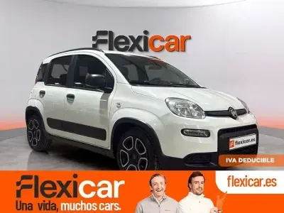 Usado Fiat Panda Cross Cross 70 CV (51 kW) 2022 Blanco Utilitario