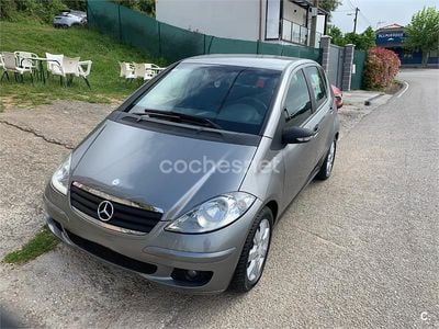 Usado Mercedes A170 Classic 116 CV (85 kW) 2007 Gris / plata Monovolumen