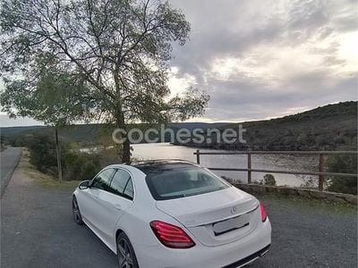 Usado Mercedes C220 AMG line 170 CV (125 kW) 2017 Blanco Berlina