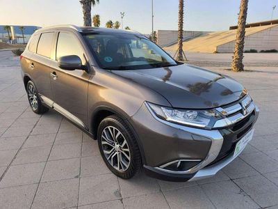 Marrón Usado 2016 Mitsubishi Outlander Motion SUV | 17.995 €