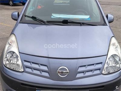 Nissan Pixo