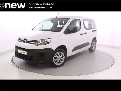 Usado Citroën Berlingo Business Class 102 CV (75 kW) 2022 Blanco Monovolumen