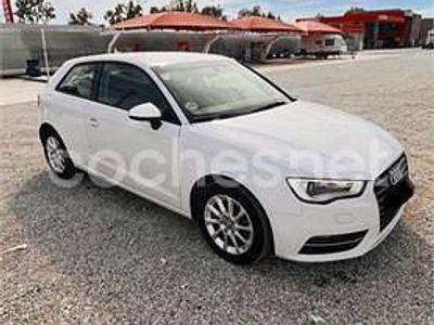Usado Audi A3 Ambition 105 CV (77 kW) 2014 Blanco Berlina