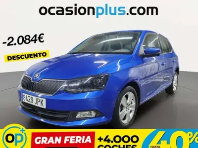 Usado Skoda Fabia Ambition 75 CV (55 kW) 2016 Azul Utilitario