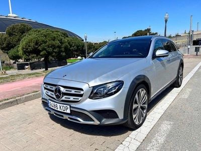 Käytetty Mercedes E220 All-Terrain 194 HP (142 kW) 2017 Harmaa Farmari
