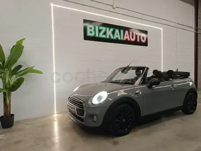 Usado Mini Cooper D Cabriolet 116 CV (85 kW) 2016 Gris / plata Descapotable