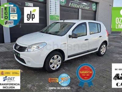 Usado Dacia Sandero Lauréate 75 CV (55 kW) 2012 Gris / plata Berlina