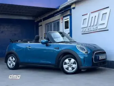 Usado Mini Cooper Classic 163 CV (119 kW) 2024 Azul Utilitario