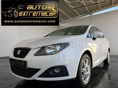 Usado Seat Ibiza Copa 90 CV (66 kW) 2012 Blanco Berlina