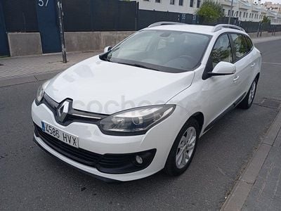 Usado Renault Mégane GrandTour LIMITED 110 CV (80 kW) 2014 Blanco Familiar