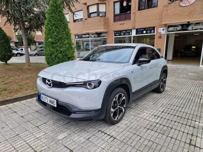 Usado Mazda MX30 Ad'Vantage 170 CV (125 kW) 2024 Gris / plata SUV