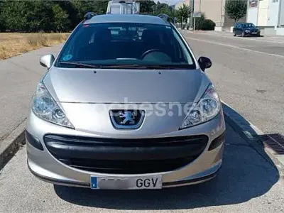 Usado Peugeot 207 95 CV (69 kW) 2008 Gris / plata Familiar