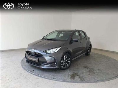 Usado 2022 Toyota Yaris Hybrid Style | 20.490 € (Precio justo)