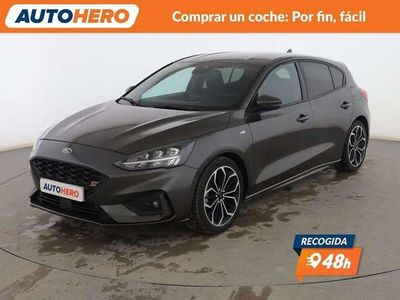 Usado Ford Focus ST-Line 125 CV (91 kW) 2018 Gris Utilitario