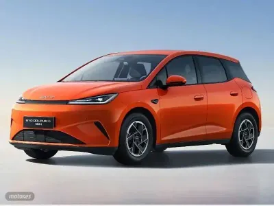 Nuevo BYD Dolphin Active 128 kW (175 CV) 2026 Naranja Utilitario