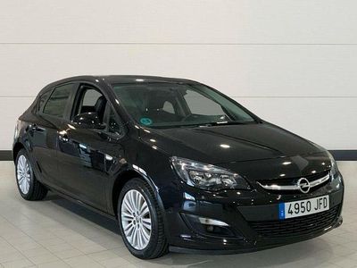 Usado Opel Astra Selective 116 CV (85 kW) 2015 Negro Utilitario