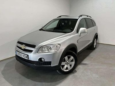 Usado Chevrolet Captiva LS 127 CV (93 kW) 2011 Plateado SUV