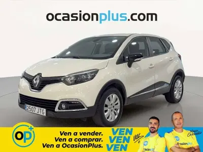 Usado Renault Captur Intens 90 CV (66 kW) 2016 Blanco SUV