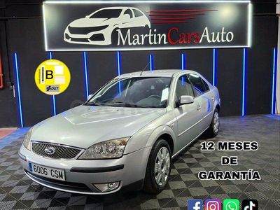Usado Ford Mondeo Futura 125 CV (91 kW) 2004 Gris / plata Berlina