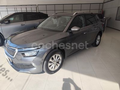 Gris / plata Usado 2022 Skoda Kamiq Ambition SUV | 18.800 € (Precio justo)