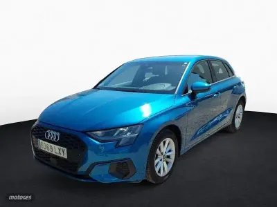 Usado Audi A3 110 CV (80 kW) 2022 Azul Berlina