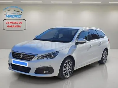 Usado Peugeot 308 SW Allure 130 CV (95 kW) 2021 Blanco Familiar