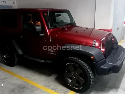 Usado Jeep Wrangler Sport 177 CV (130 kW) 2008 Granate SUV