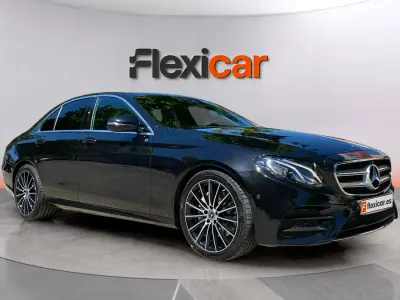 Usado Mercedes E220 194 CV (142 kW) 2019 Negro Berlina