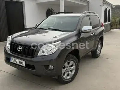 Używany Toyota Land Cruiser 190 KM (139 kW) 2013 Szary SUV