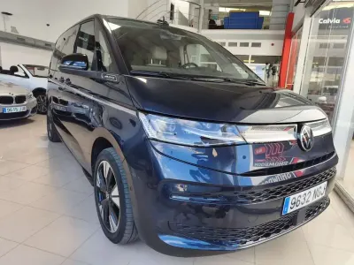 Usado VW Multivan Style 177 CV (130 kW) 2025 Azul Monovolumen
