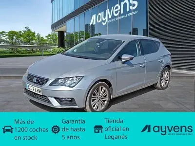 Usado Seat Leon XCELLENCE 130 CV (95 kW) 2020 Gris / plata Berlina