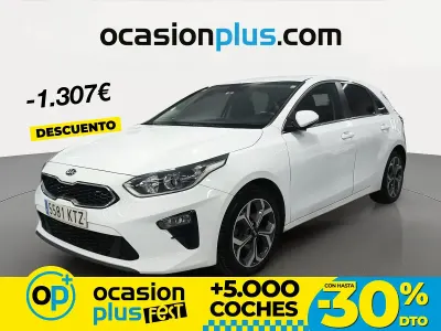 Usado Kia Ceed 120 CV (88 kW) 2019 Blanco Utilitario