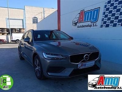 Gris Usado 2019 Volvo V60 Kinetic Familiar | 19.900 € (Un poco caro)