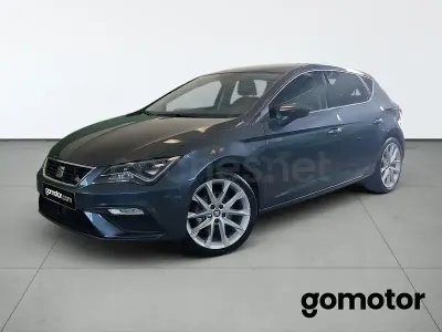 Usado Seat Leon FR 150 CV (110 kW) 2018 Gris / plata Berlina