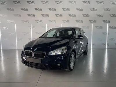 Käytetty BMW 216 Comfort Edition 116 HP (85 kW) 2015 Sininen Tila-auto