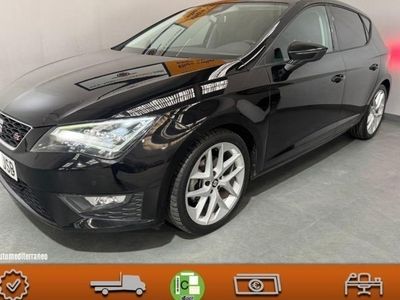 Usado Seat Leon FR 150 CV (110 kW) 2016 Negro Utilitario