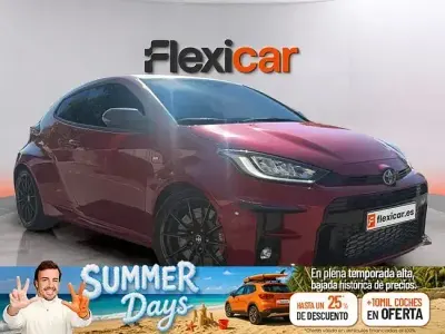 Usado Toyota Yaris 261 CV (191 kW) 2022 Rojo Utilitario