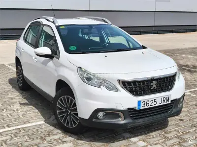 Usado Peugeot 2008 Active 100 CV (73 kW) 2016 Blanco SUV