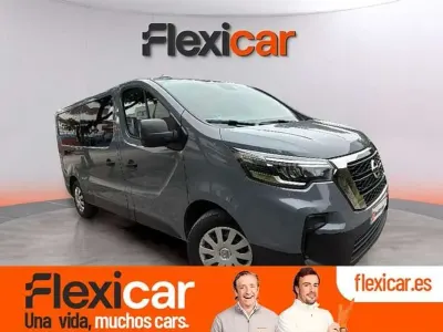 Usado Nissan Primastar N-Connecta 150 CV (110 kW) 2024 Gris Monovolumen