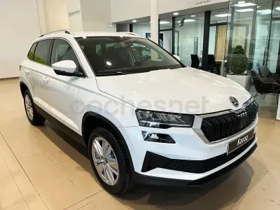 Nuevo Skoda Karoq Selection 115 CV (84 kW) 2026 Blanco SUV