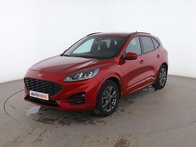 Rojo Usado 2021 Ford Kuga ST-Line SUV | 20.699 € (Precio justo)