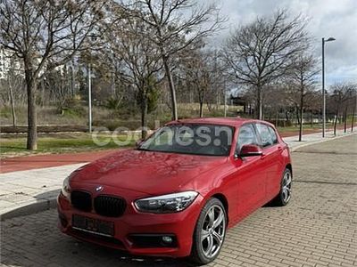 Usado BMW 118 Sport Line 136 CV (100 kW) 2015 Rojo Utilitario
