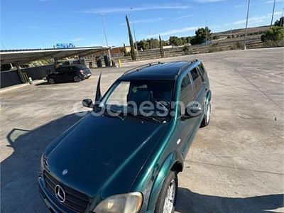 Usado Mercedes ML320 218 CV (160 kW) 1999 Verde SUV
