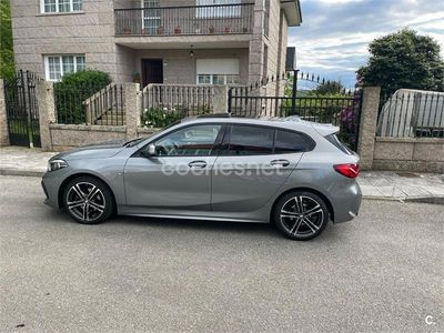 Gris / plata Usado 2022 BMW 118 M Sport Utilitario | 34.900 €