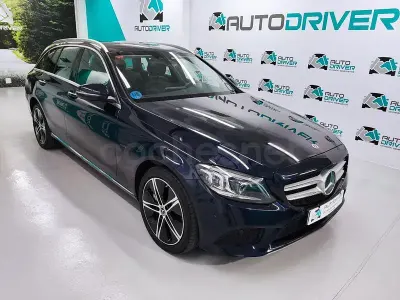 Usado Mercedes C300e 306 CV (225 kW) 2021 Azul Familiar