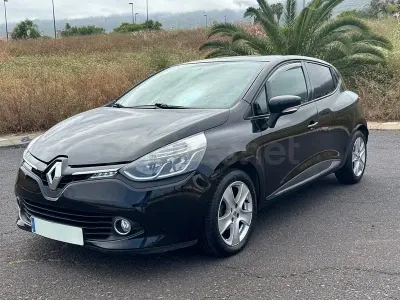 Usado Renault Clio IV Expression 75 CV (55 kW) 2015 Negro Berlina