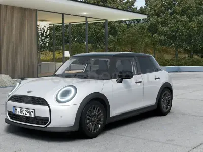 Usado Mini Cooper 114 kW (156 CV) 2025 Blanco Utilitario