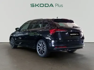 Usado Skoda Scala Sport 115 CV (84 kW) 2025 Negro Utilitario
